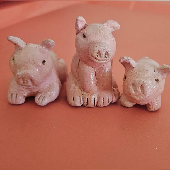 Whimsical Pink Ceramic Pig Accents - Picture 2 of 5